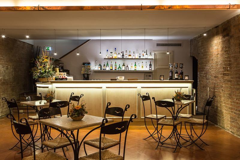 Hotel Ristorante Borgo Antico Monteroni dʼArbia Exterior foto